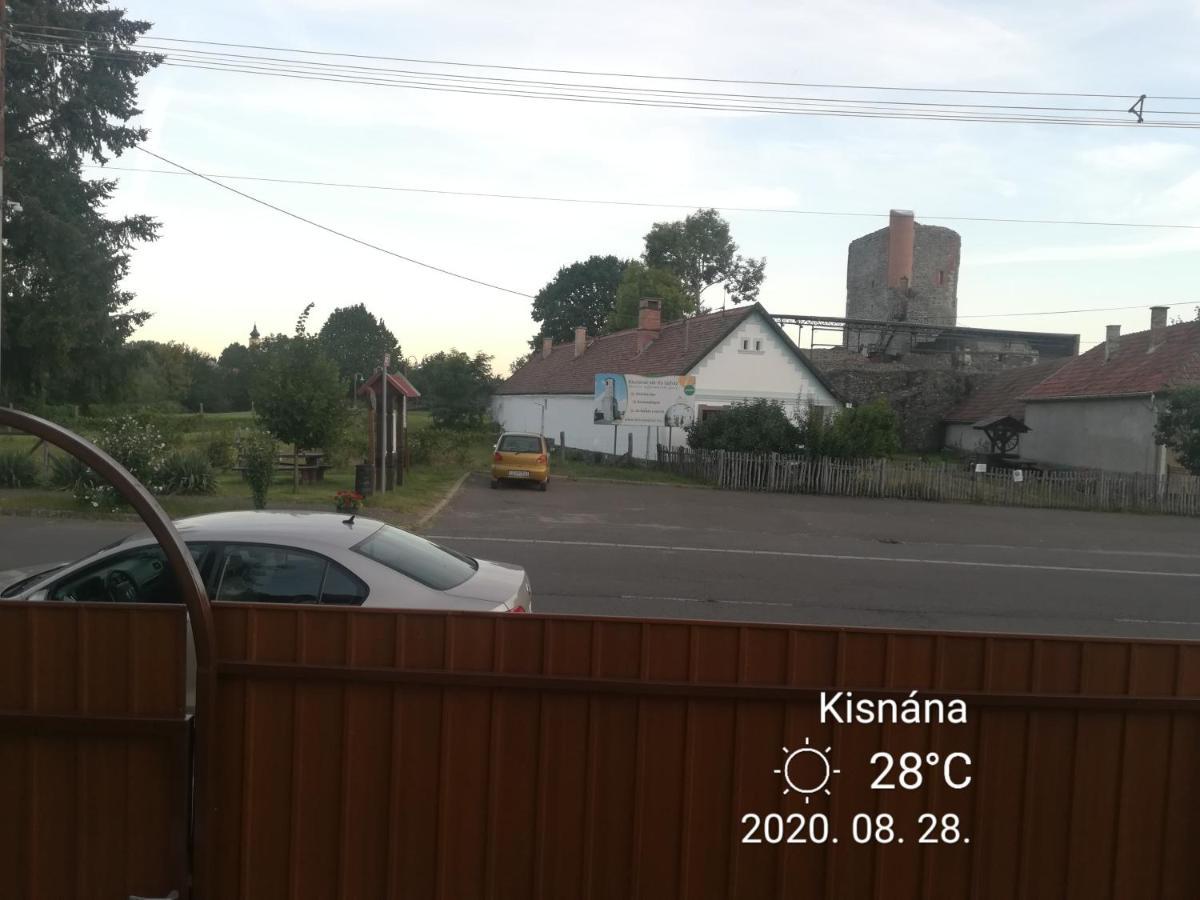 Apartmán Eden Vendeghaz Kisnána Exteriér fotografie